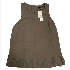New Women's Olive Green Chiffon Ruffle Tank Banana Republic NWT